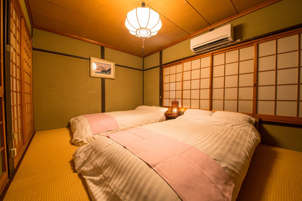 Rin Kyoto Kinkaku-Ji Temple Villa Buitenkant foto
